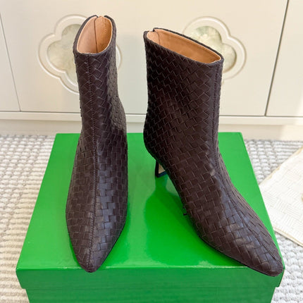 BOTTEGA VENETA 26S ANKLE BOOTS 45 MM IN DARK BROWN BRAIDED LAMBSKIN