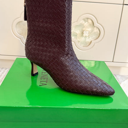 BOTTEGA VENETA 26S ANKLE BOOTS 45 MM IN DARK BROWN BRAIDED LAMBSKIN