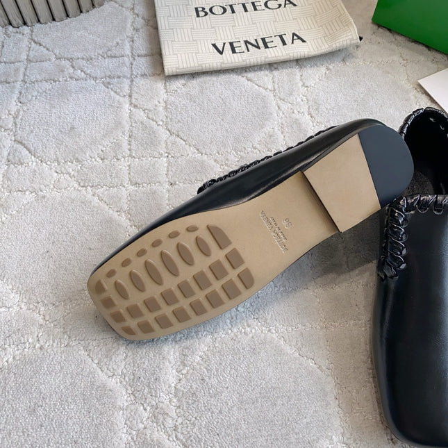 BOTTEGA VENETA 26S SABATO LOAFERS IN BLACK CALFSKIN