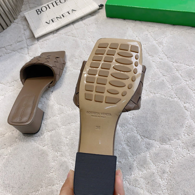 BOTTEGA VENETA 26S SQUARE-TOE HIGH-HEEL SANDALS 50 MM IN DARK BROWN LAMBSKIN