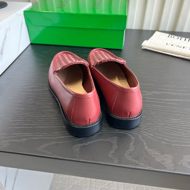 BOTTEGA VENETA 26S WOVEN LOAFERS IN DARK RED LAMBSKIN