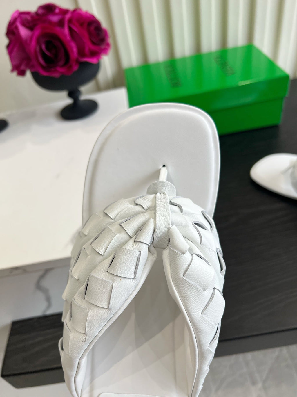 BOTTEGA VENETA 26S HIGH-HEEL THONG SANDALS 50 MM IN WHITE LAMBSKIN