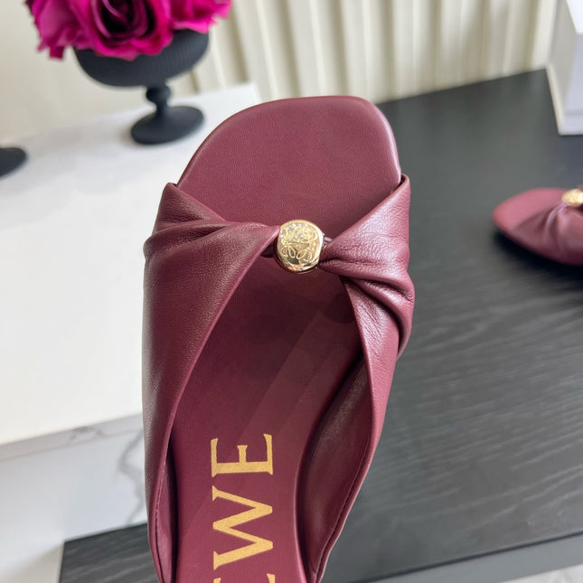 LOEWE 26S SANDALS IN DARK RED LAMBSKIN