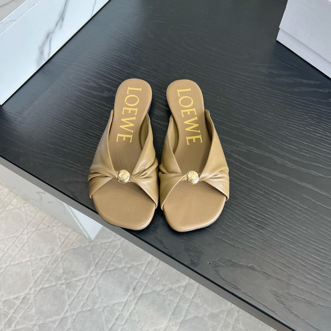 LOEWE 26S SANDALS IN MOCHA BROWN LAMBSKIN
