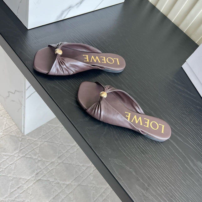 LOEWE 26S SANDALS IN BROWN LAMBSKIN
