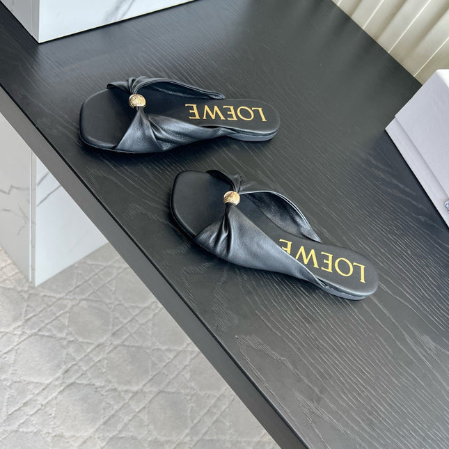 LOEWE 26S SANDALS IN BLACK LAMBSKIN
