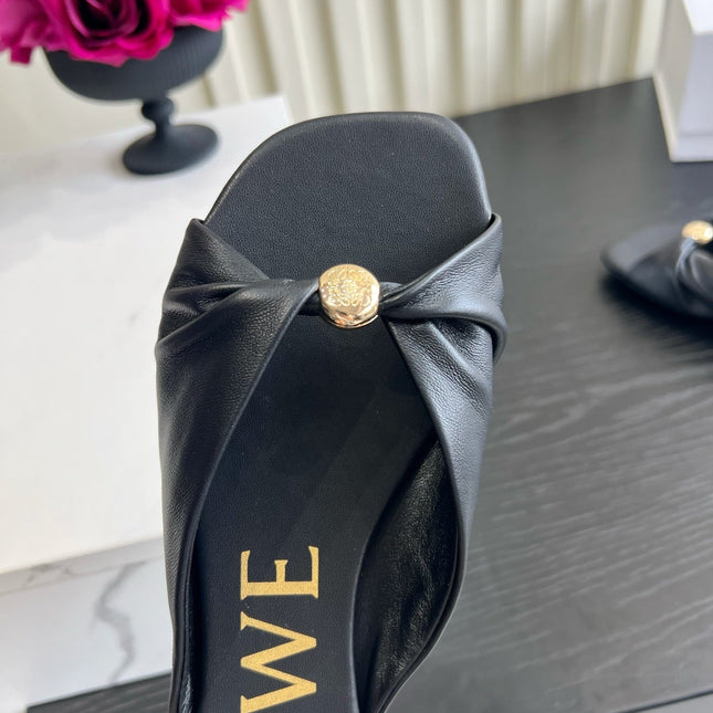 LOEWE 26S SANDALS IN BLACK LAMBSKIN