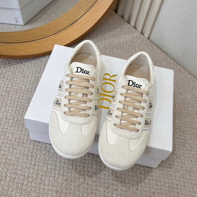 DIOR 26S SNEAKERS IN CREAM WHITE SUEDE
