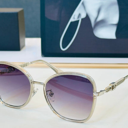 CHANEL 26S OVERSIZE BUTTERFLY FRAME IN ACETATE 404684