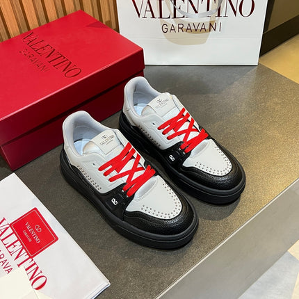 VALENTINO 26S ONESTUD SNEAKERS IN CREAM WHITE MIX BLACK CALFSKIN