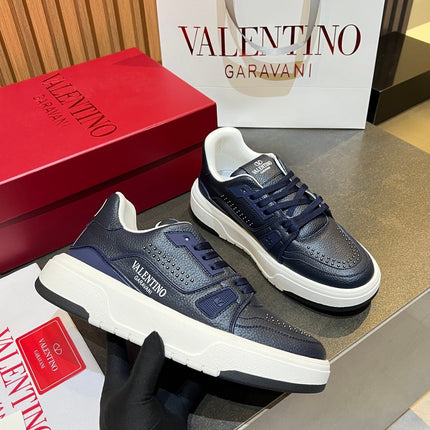 VALENTINO 26S ONESTUD SNEAKERS IN NAVY BLUE CALFSKIN