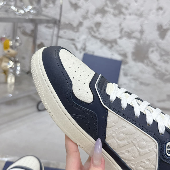 DIOR 25S B27 UPTOWN LOW-TOP SNEAKERS IN DARK BLUE MIX CREAM WHITE CALFSKIN STYLE 3