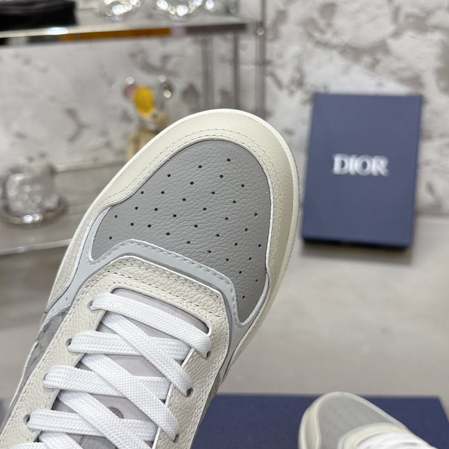 DIOR 25S B27 UPTOWN LOW-TOP SNEAKERS IN WHITE MIX GREY CALFSKIN STYLE 1