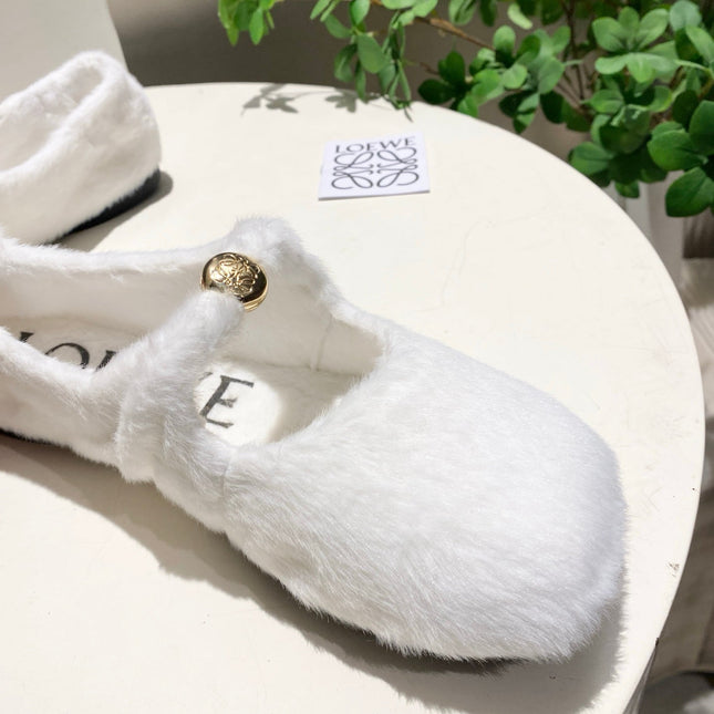 LOEWE 26S BALLET FLATS IN WHITE SHEARLING
