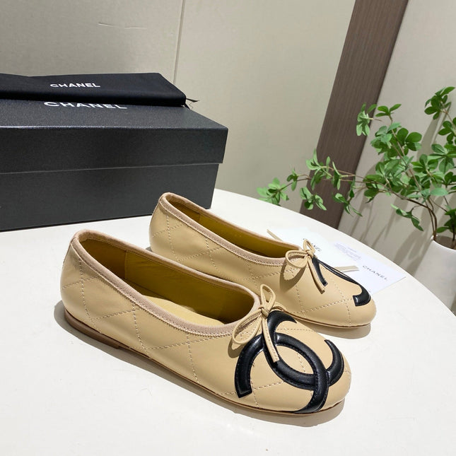 CHANEL 26S FLATS IN BEIGE LAMBSKIN WITH BOW