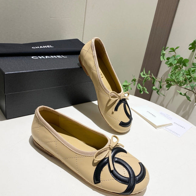 CHANEL 26S FLATS IN BEIGE LAMBSKIN WITH BOW