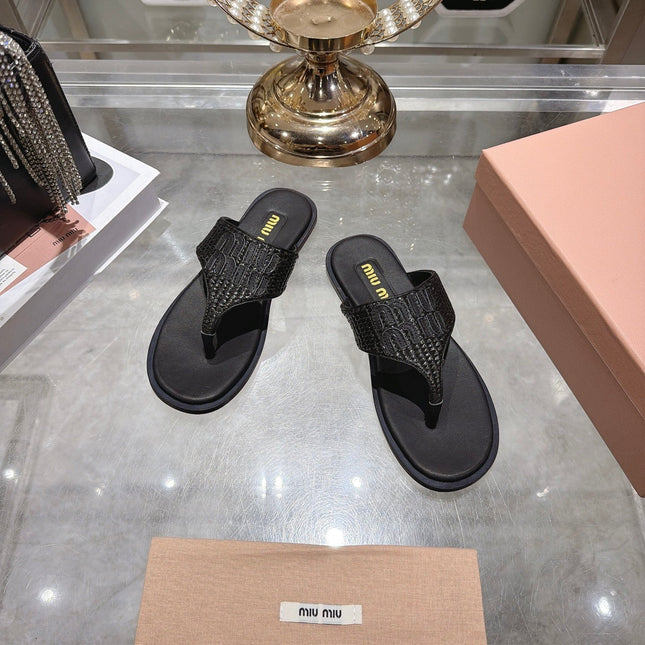 MIUMIU 26S THONG SANDALS IN BLACK RAFFIA CALFSKIN EMBOSSED LOGO