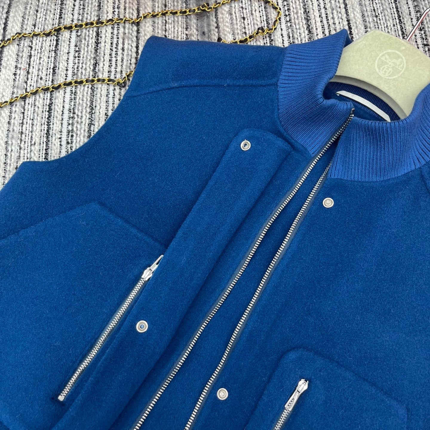 HERMES 25S SLEEVELESS JACKET 305