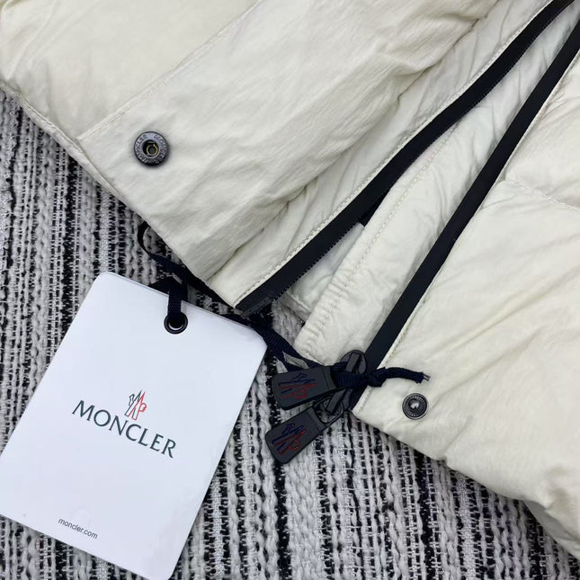 MONCLER 25S PUFFER VEST 289