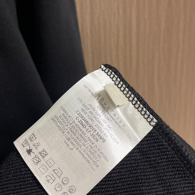 MONCLER 26S CREWNECK SWEATSHIRT 536