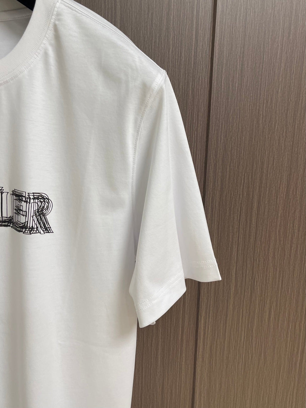 MONCLER 26S SHORT-SLEEVE T-SHIRT 697