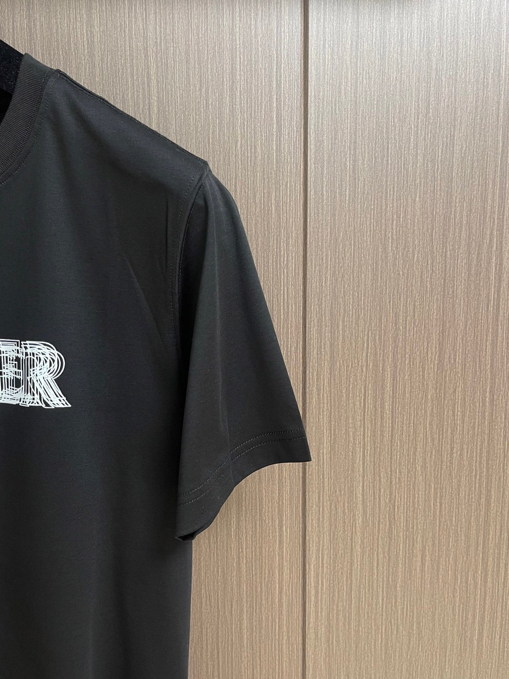 MONCLER 26S SHORT-SLEEVE T-SHIRT 696