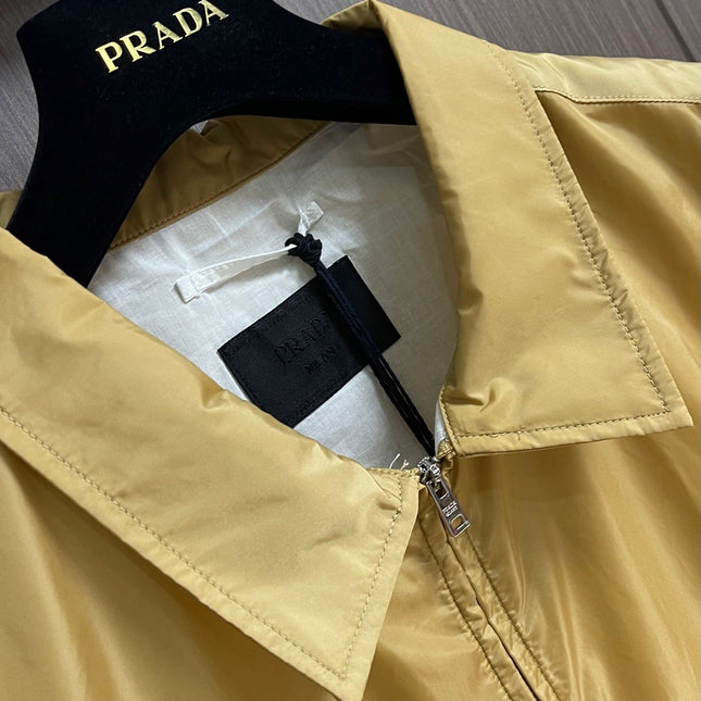 PRADA 26S SHORT-SLEEVE ZIP-UP SHIRT 1034