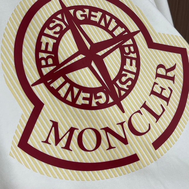 MONCLER 26S SHORT-SLEEVE T-SHIRT 676