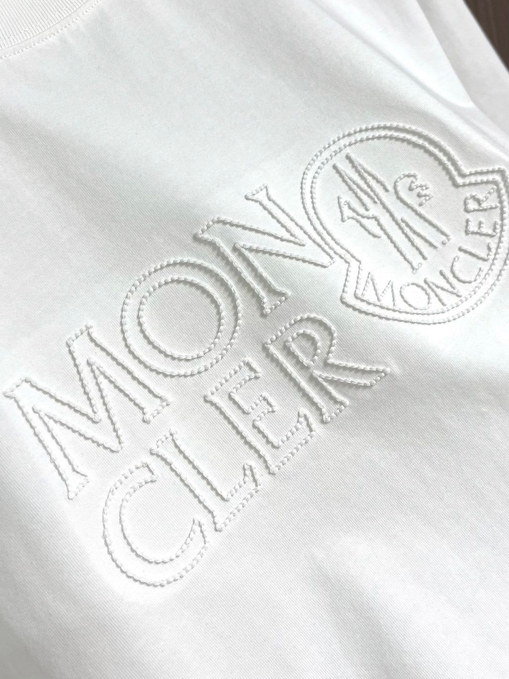 MONCLER 26S SHORT-SLEEVE T-SHIRT 675