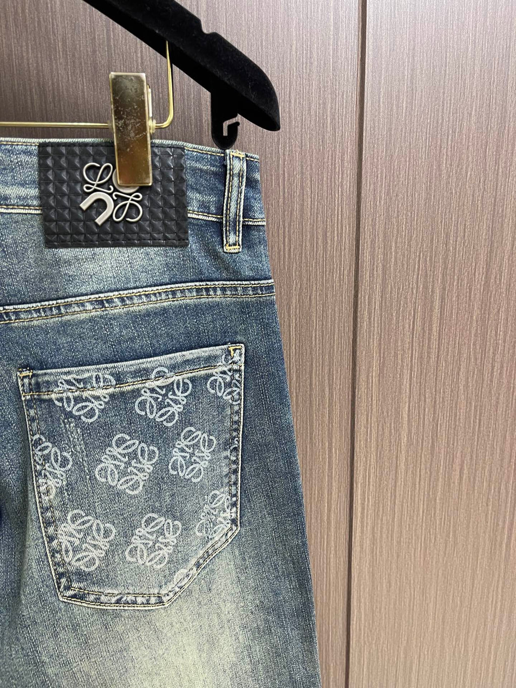 LOEWE 26S STRAIGHT-LEG JEANS 540
