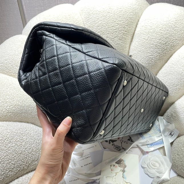 CHANEL 26S FLAP BAG 46 IN BLACK CAVIAR CALFSKIN