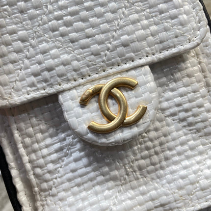 CHANEL 26S HOBO BAG 22 IN OFF-WHITE WOVEN SYNTHETIC FIBER