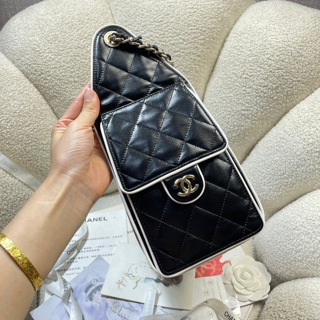 CHANEL 26S HOBO BAG 30 IN BLACK SMOOTH CALFSKIN