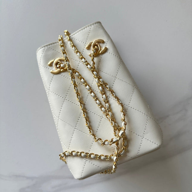 CHANEL 26S MINI BUCKET BAG 18 IN IVORY WHITE QUILTED CALFSKIN GOLD HARDWARE