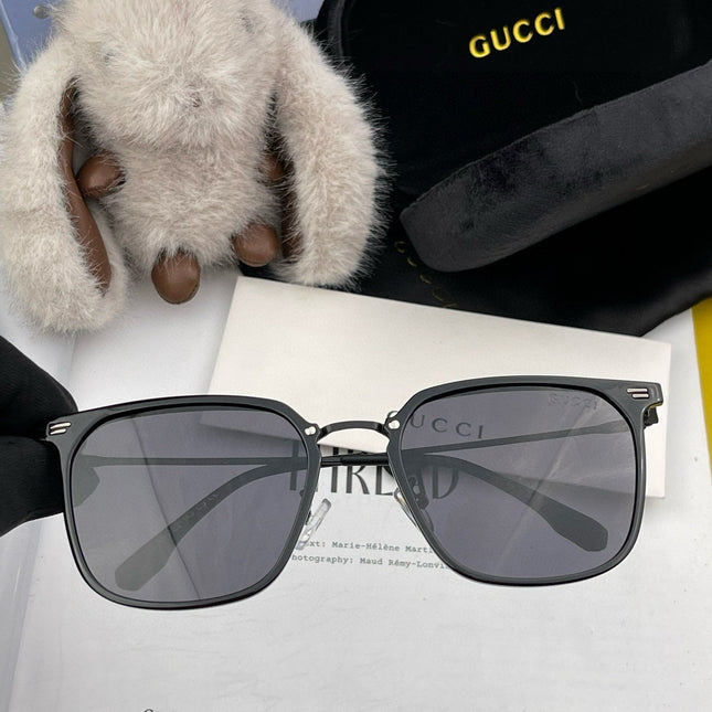 SQUARE FRAME SUNGLASSES G81937 IN ACETATE AND METAL