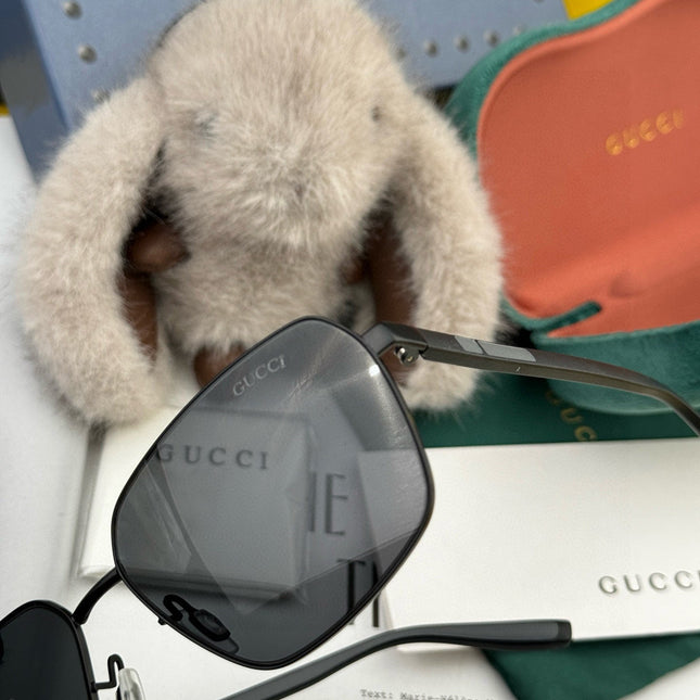 SQUARE FRAME SUNGLASSES G61806 IN METAL