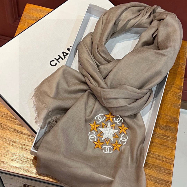 CHANEL 25S SCARF 200 IN CASHMERE WOOL 701967