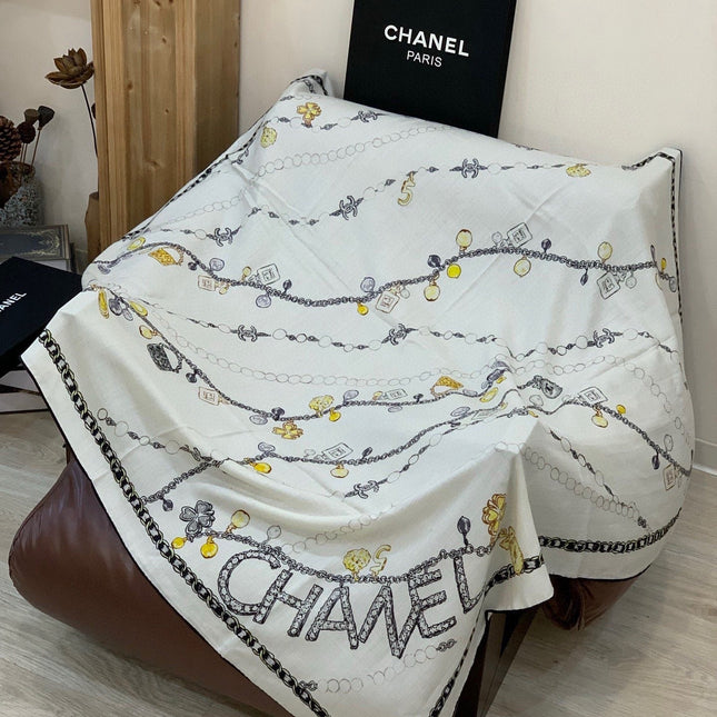 CHANEL 25S SCARF 135 CM IN CASHMERE SILK 941838