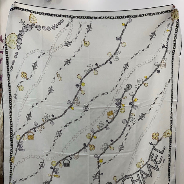 CHANEL 25S SCARF 135 CM IN CASHMERE SILK 941838