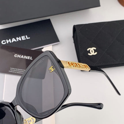 CHANEL 26S SQUARE FRAMES IN ACETATE 400022