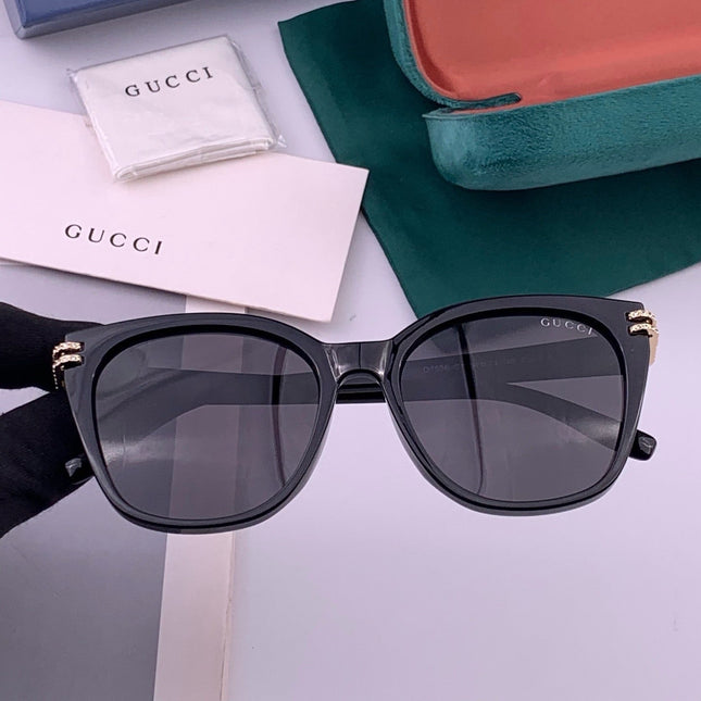 GUCCI 26S SQUARE FRAME IN ACETATE 426556