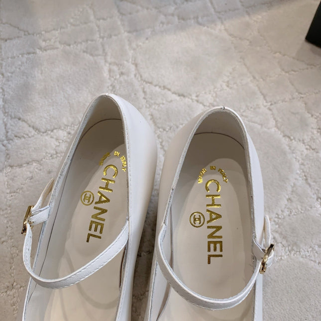 CC PEARL HIGH HEELS IN WHITE CALFSKIN