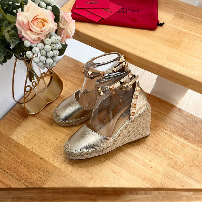 VALENTINO 26S WEDGE SHOES IN PALE GOLD CALFSKIN