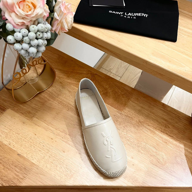 SL YVES EMBOSSED LOGO SLIP ON CREAMY WHITE CALFSKIN
