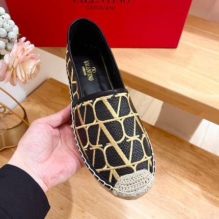 VALENTINO 26S SLIP ON SHOES IN BLACK AND YELLOW RAFFIA