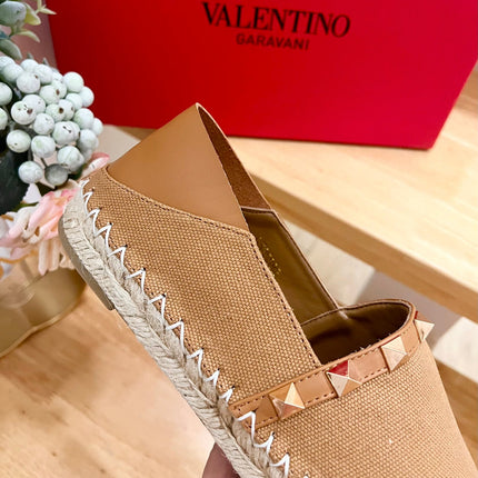 VALENTINO 26S SLIP ON SHOES IN BROWN CANVAS WITH ROCKSTUDS
