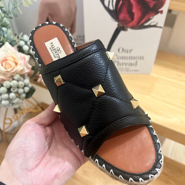 VALENTINO 26S WEDGE SANDALS IN BLACK CALFSKIN