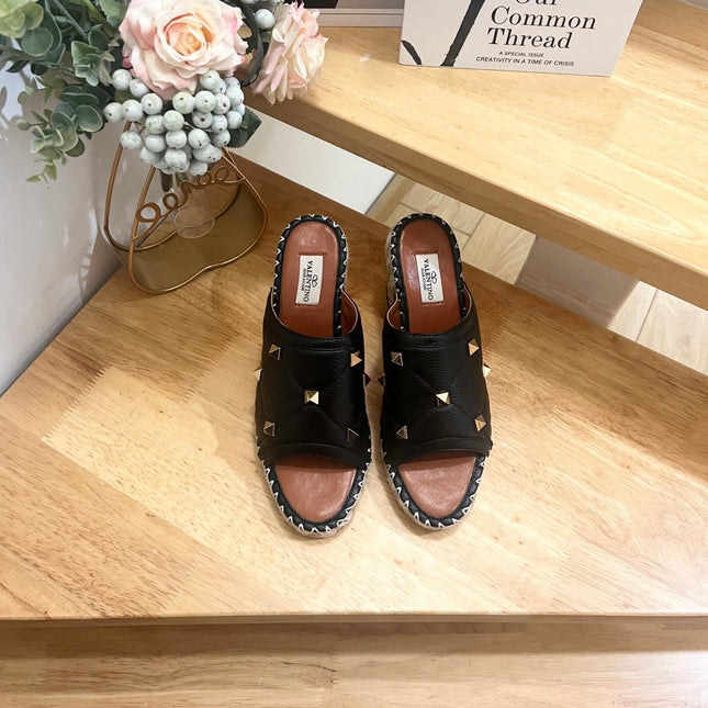 VALENTINO 26S WEDGE SANDALS IN BLACK CALFSKIN