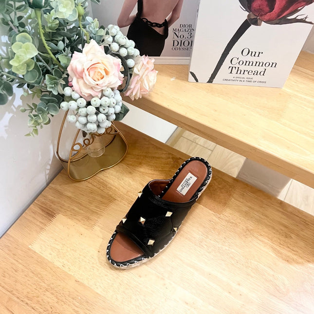VALENTINO 26S WEDGE SANDALS IN BLACK CALFSKIN