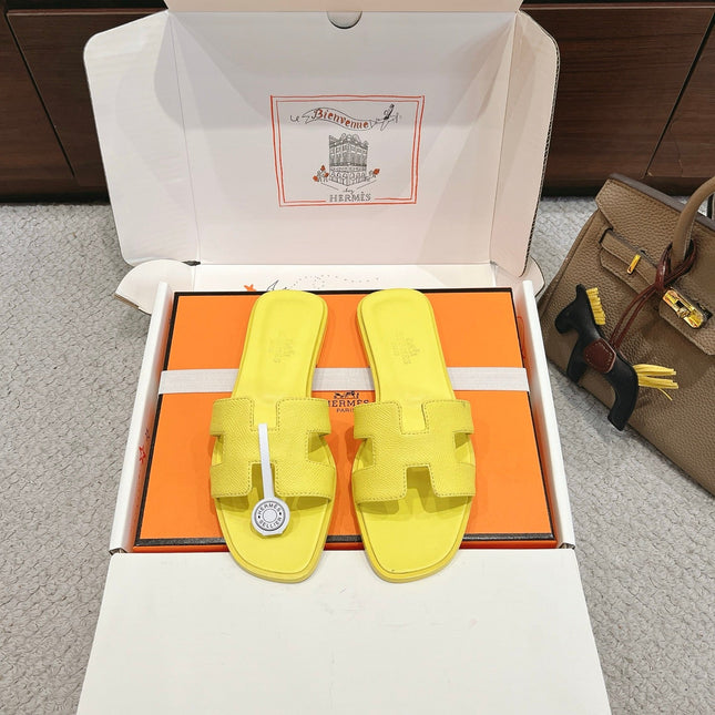 HM 26S ORAN SANDAL IN YELLOW LAMBSKIN